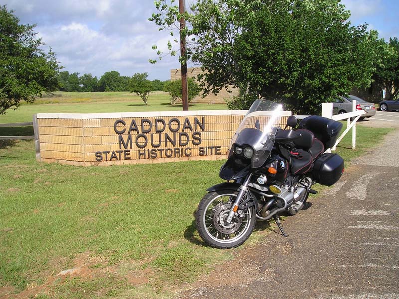 A1_Caddo_Mounds1