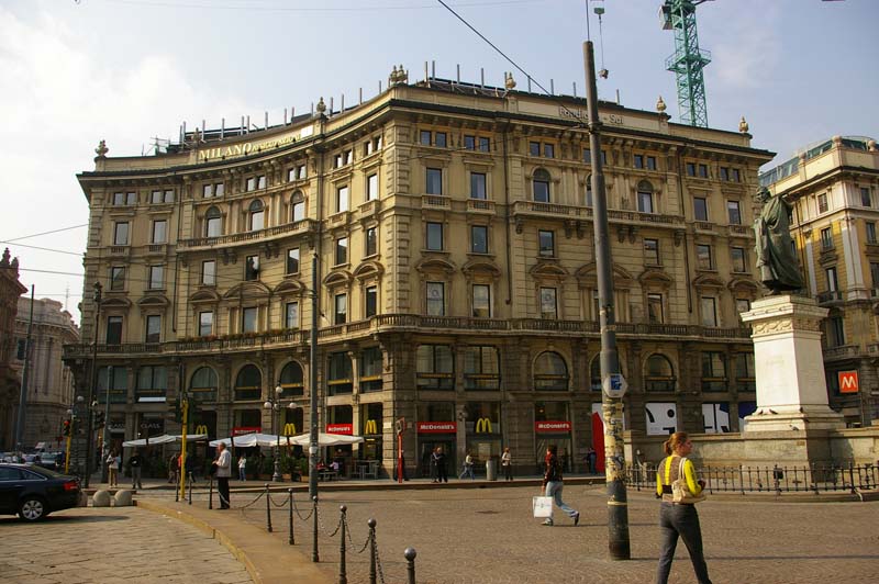 051_Milano