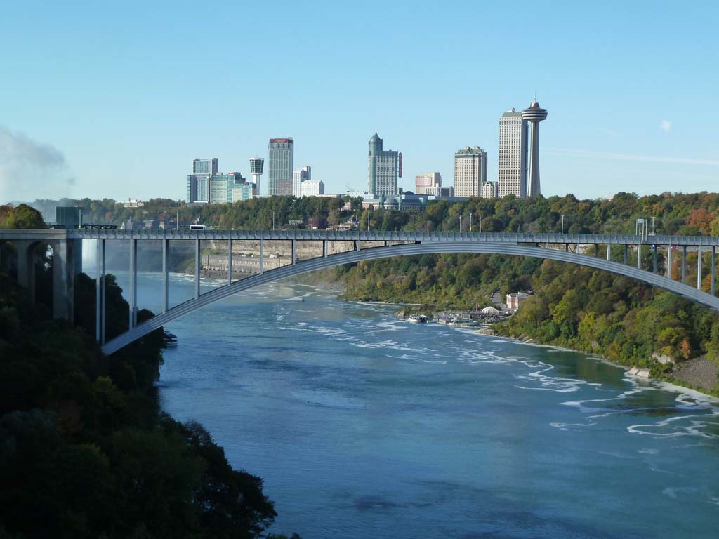 038_Niagara_Falls_to_Ontario_Bridge