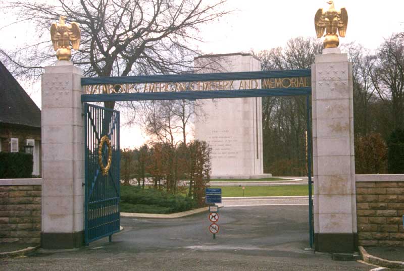 11Luxembourg_American_Cemetery