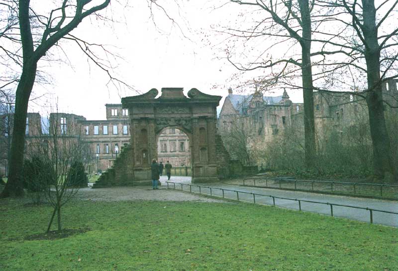 33Original_Gateway_Heidelberg_Castle
