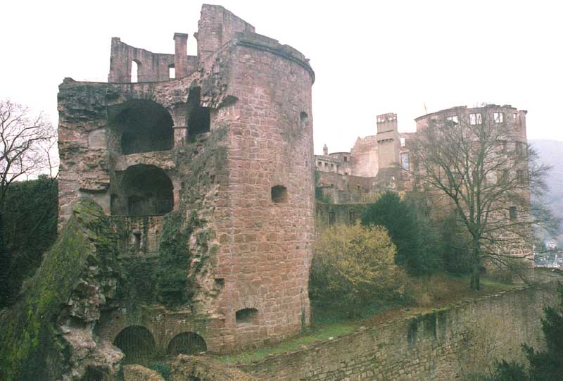 34Heidelberg_Castle_Rear_Tower