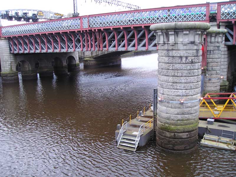 59GlasgowTrainBridge